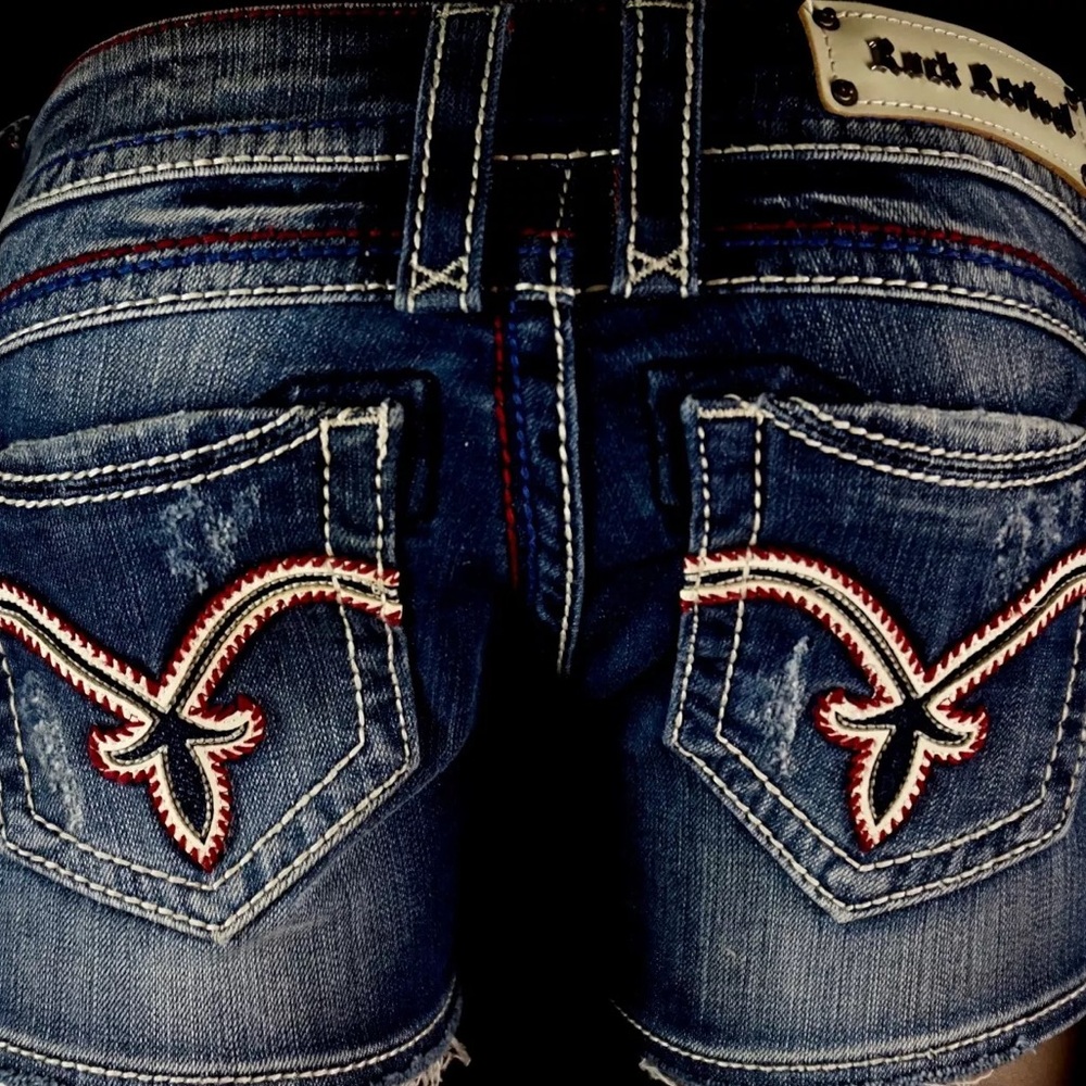 $180 Buckle Rock Revival Jeans "Becky" Candy Cane Leather Inserts Shorts NWOT